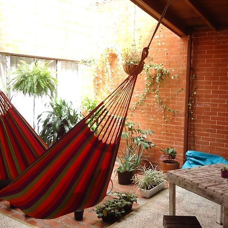 Iris Hostel Medellín Eksteriør billede