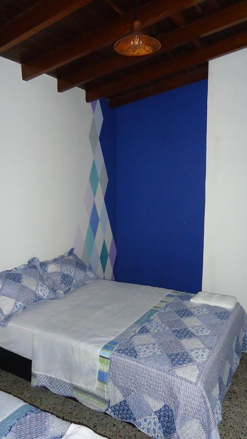 Iris Hostel Medellín Eksteriør billede