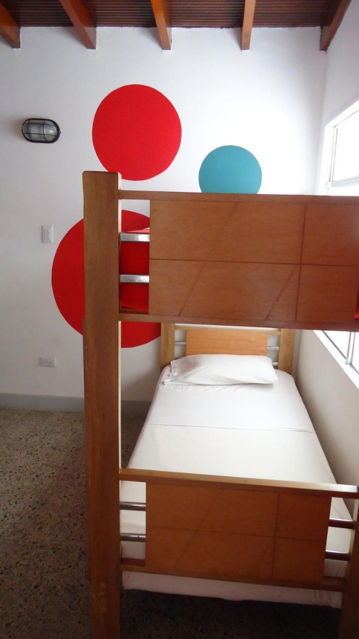 Iris Hostel Medellín Eksteriør billede
